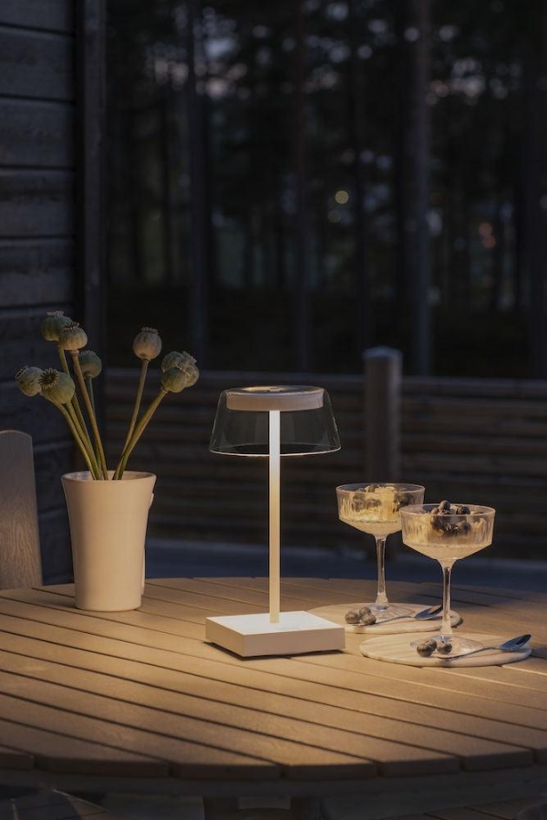 Konstsmide Scilla White Usb Portable Outdoor Table Lamp - IP54 - 2700K/3000K