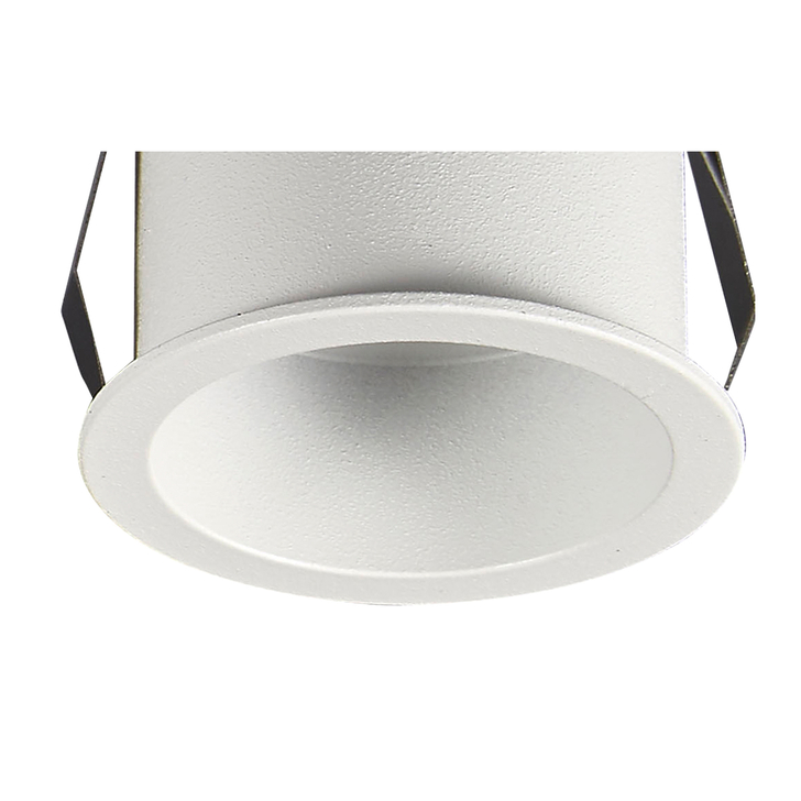 Mantra Guincho 5W 350LM IP54 White 4000K Led Spotlight