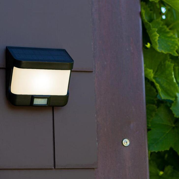 Solar Powered Led Exterior Wall Light Black With Pir Motion Sensor - 5000K, IP54