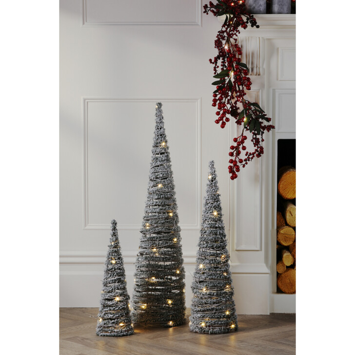 LIT CHRISTMAS DECORATIONS SET OF 3 - Battery Operated (6 X AA - Not Included)