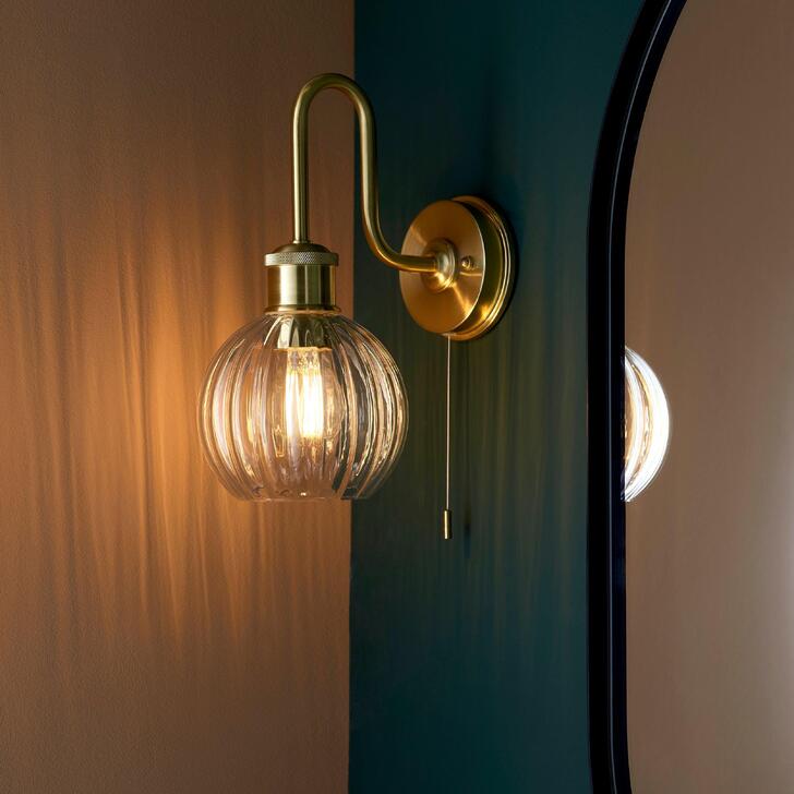 Thorlight Silas Satin Brass Single Bathroom Wall Light With Clear Ribbed Glass Shade - IP44