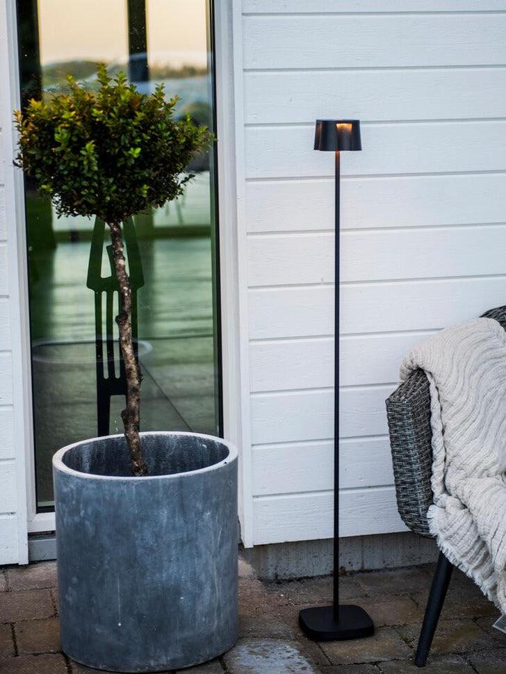 Konstsmide Nice Usb Black Led Portable Floor Lamp - IP54 - 2700K/3000K