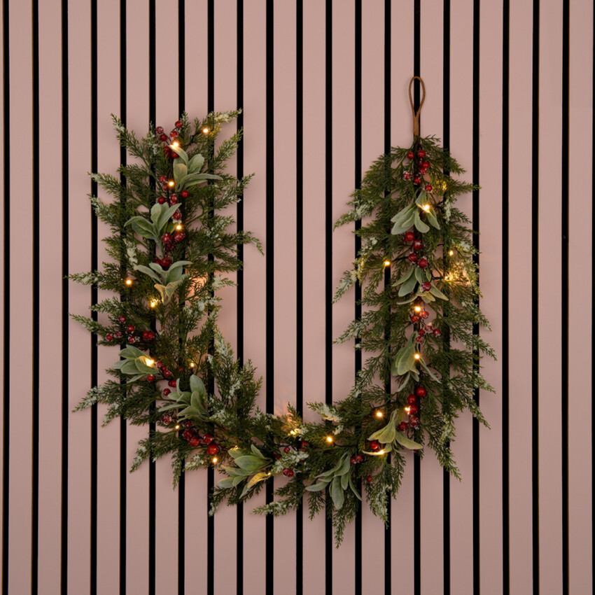 Photograph: FROSTED BERRIES LIT GARLAND 180CM - Battery Operated (3 X AA - Not Included)