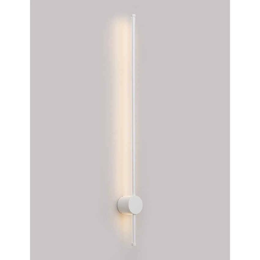 Photograph: Idolite Ghent Slim Linear Exterior Wall Lamp: 20W LED: 3000K: IP54: White