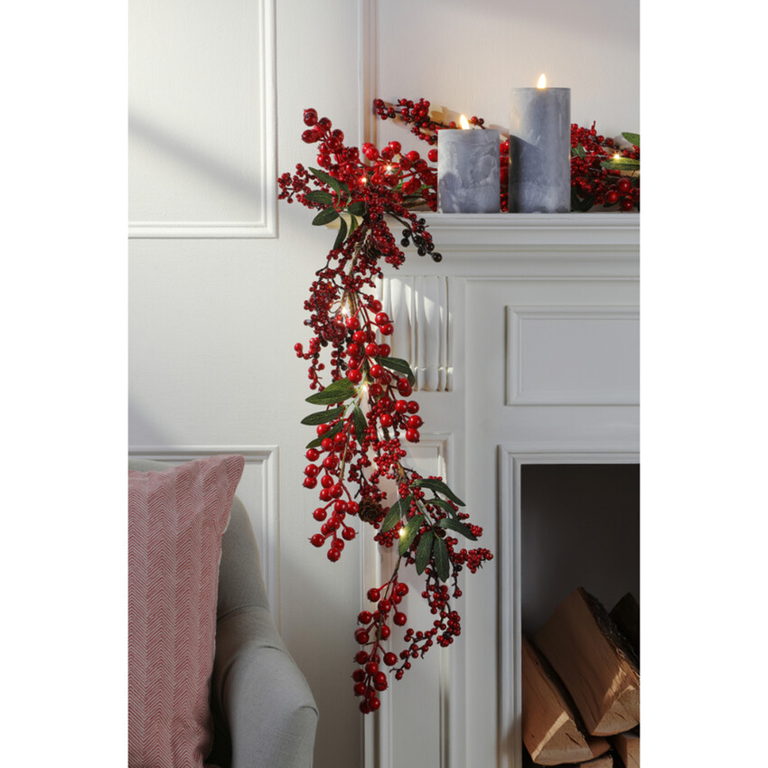 Photograph: RED BERRY LIT GARLAND - Battery Operated (2 X AA - Not Included)