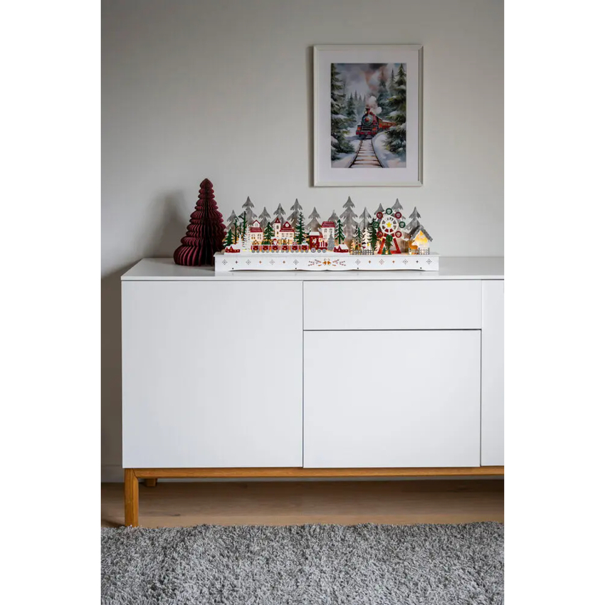 Photograph: Santas village, wood, Warm White Led, 6H/timer 2xAA & USB